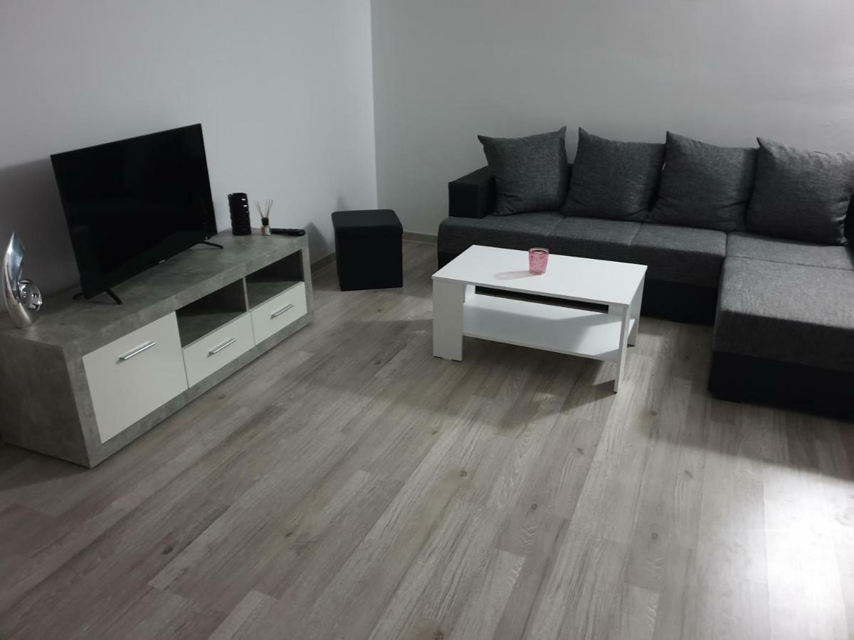 Apartman Luma Baska Voda Ngoại thất bức ảnh
